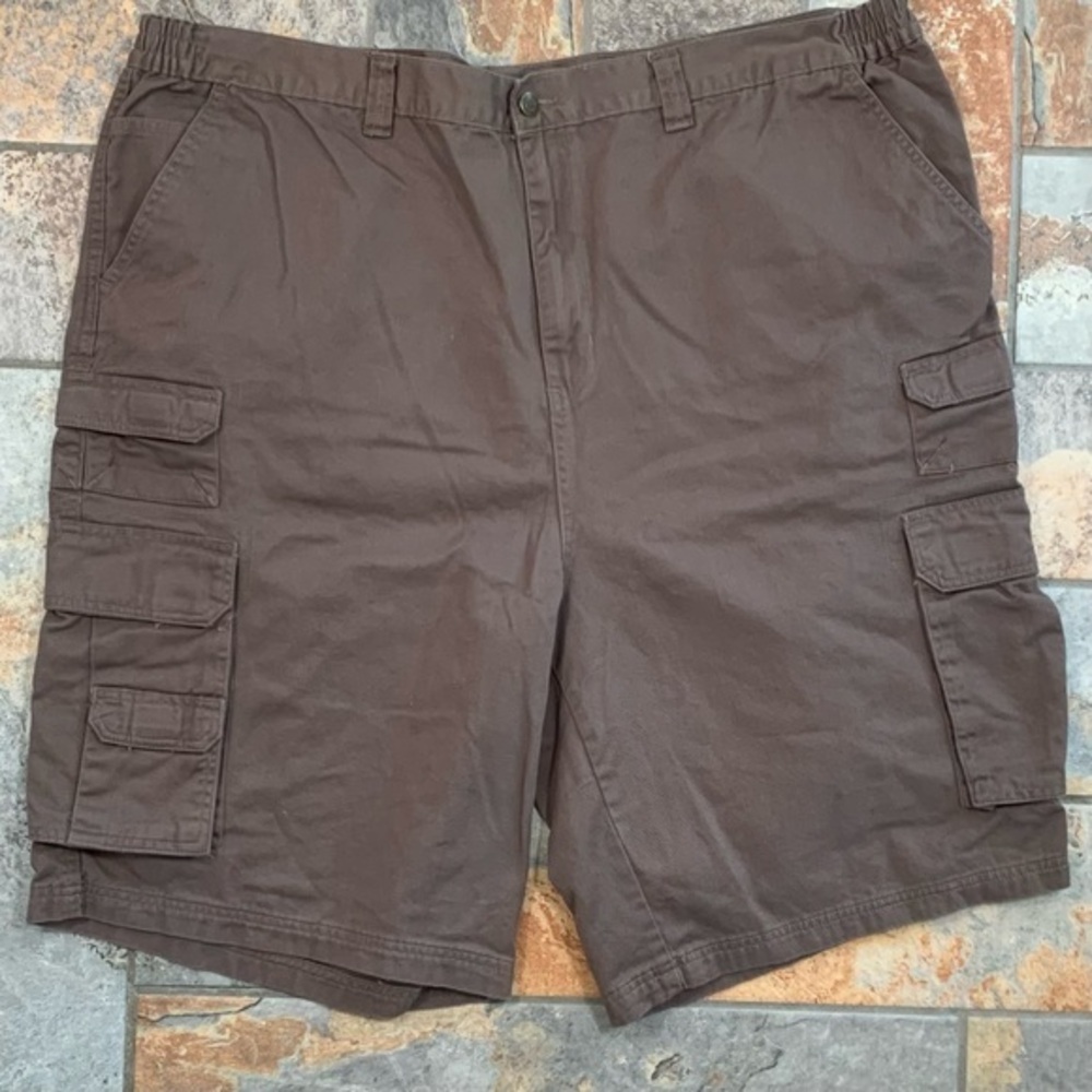 Boulder Creek Trading Company desert brown 50” Big cargo shorts.
